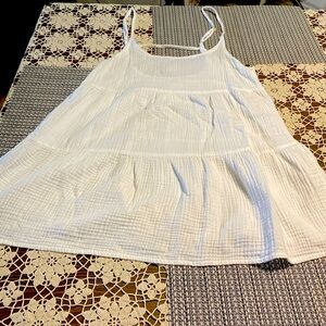 Adjustable cover up, no lower I make less than a dollar